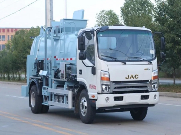 江淮帥鈴純電動餐廚垃圾車